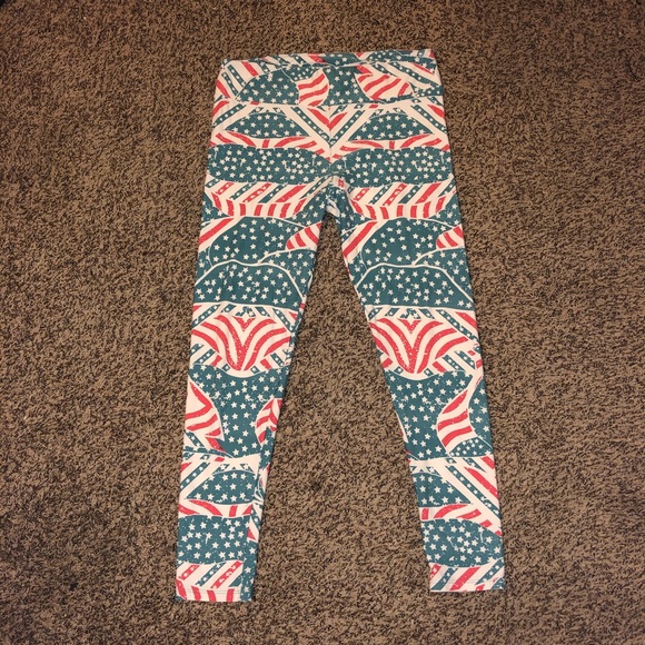 LulA-MERICA! 3 Tall n Curvy Lularoe Leggings! - Picture 2 of 12